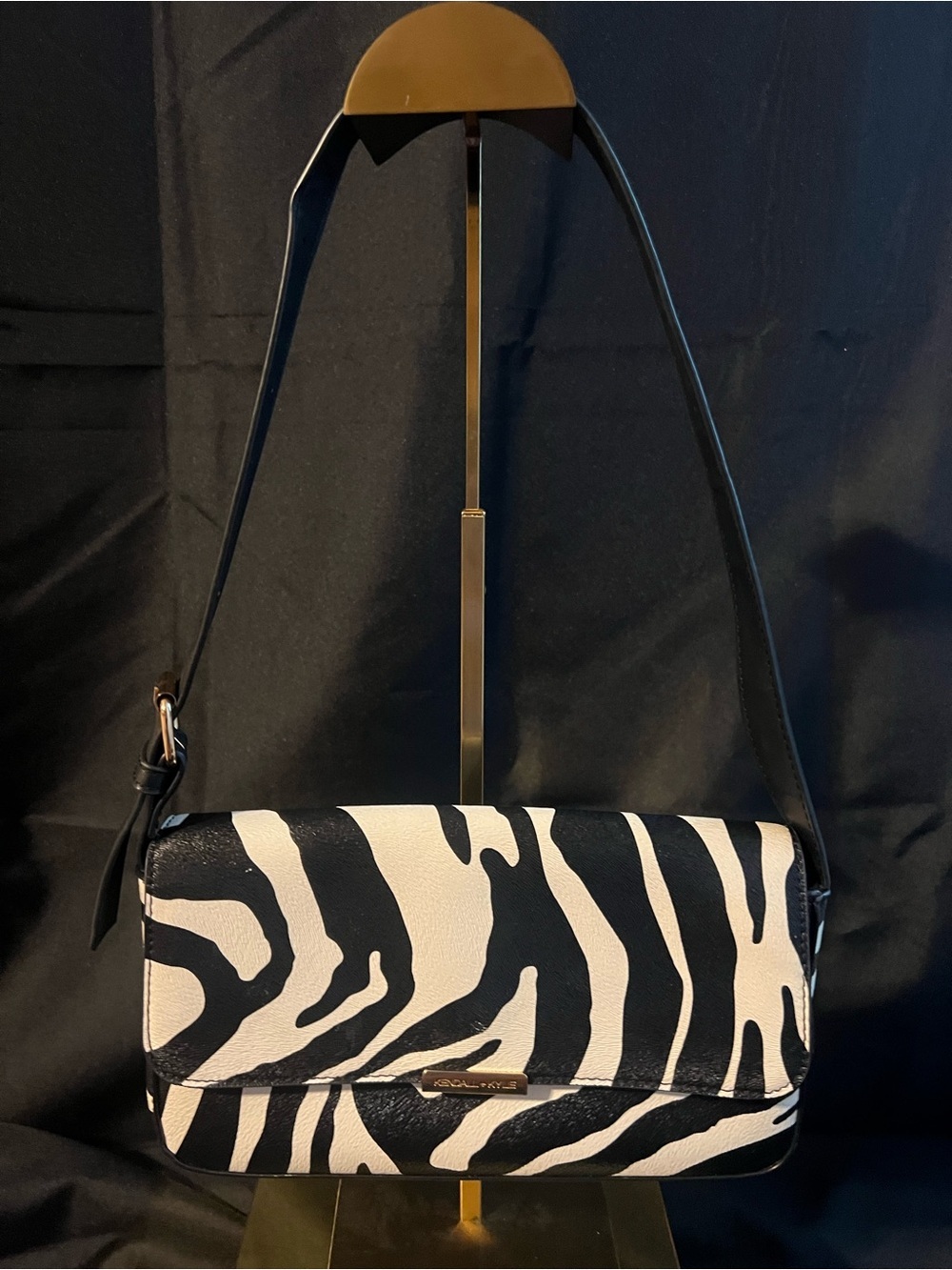Kendall & Kylie Black and White Zebra-Print Shoulder Bag - Picture 8 of 8